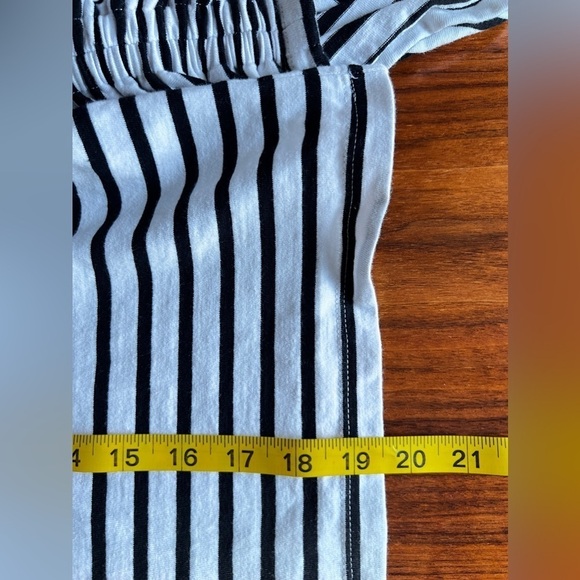 A.L.C. Madison Striped Long Sleeve Crop Top medium - Picture 11 of 12